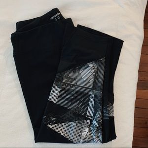 Black Crop Workout Leggings